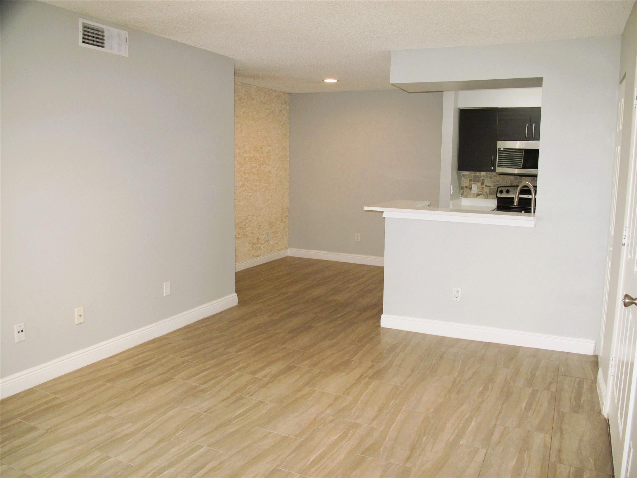 ROYAL POINCIANA - Residential Lease