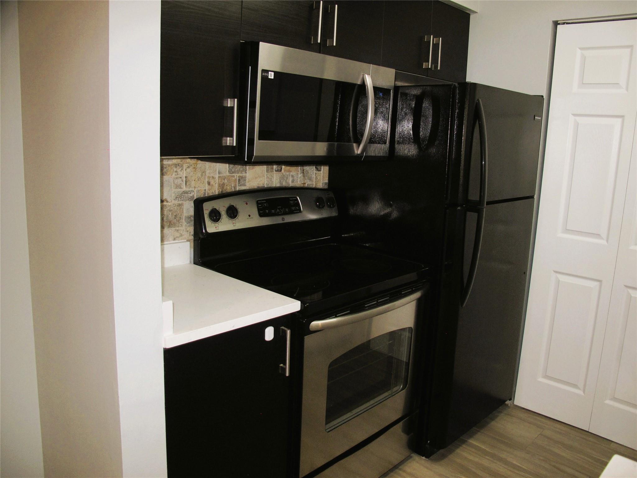 ROYAL POINCIANA - Residential Lease