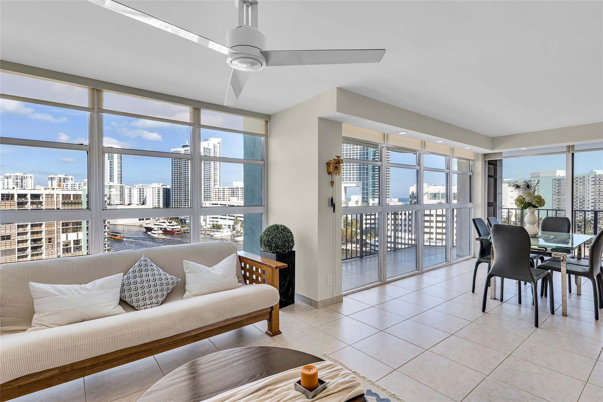 TOWERS OF OCEANVIEW - Residential