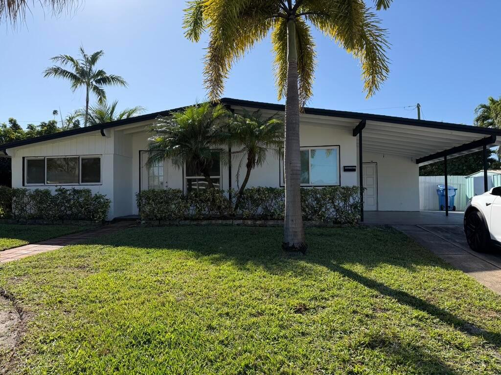 LANTANA HEIGHTS 6 - Residential Lease