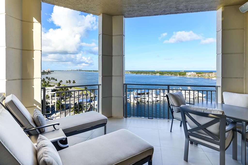 ONE WATERMARK PLACE OF THE PALM BEACHES - Residential