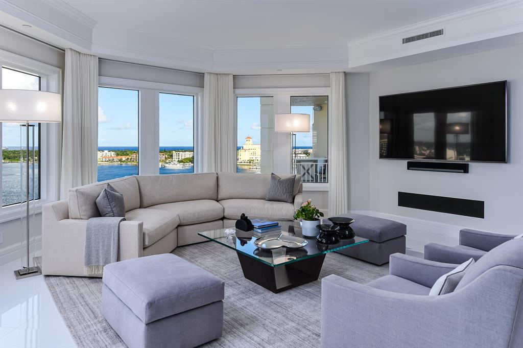 ONE WATERMARK PLACE OF THE PALM BEACHES - Residential