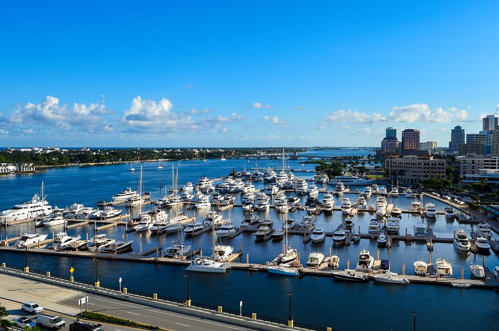 ONE WATERMARK PLACE OF THE PALM BEACHES - Residential