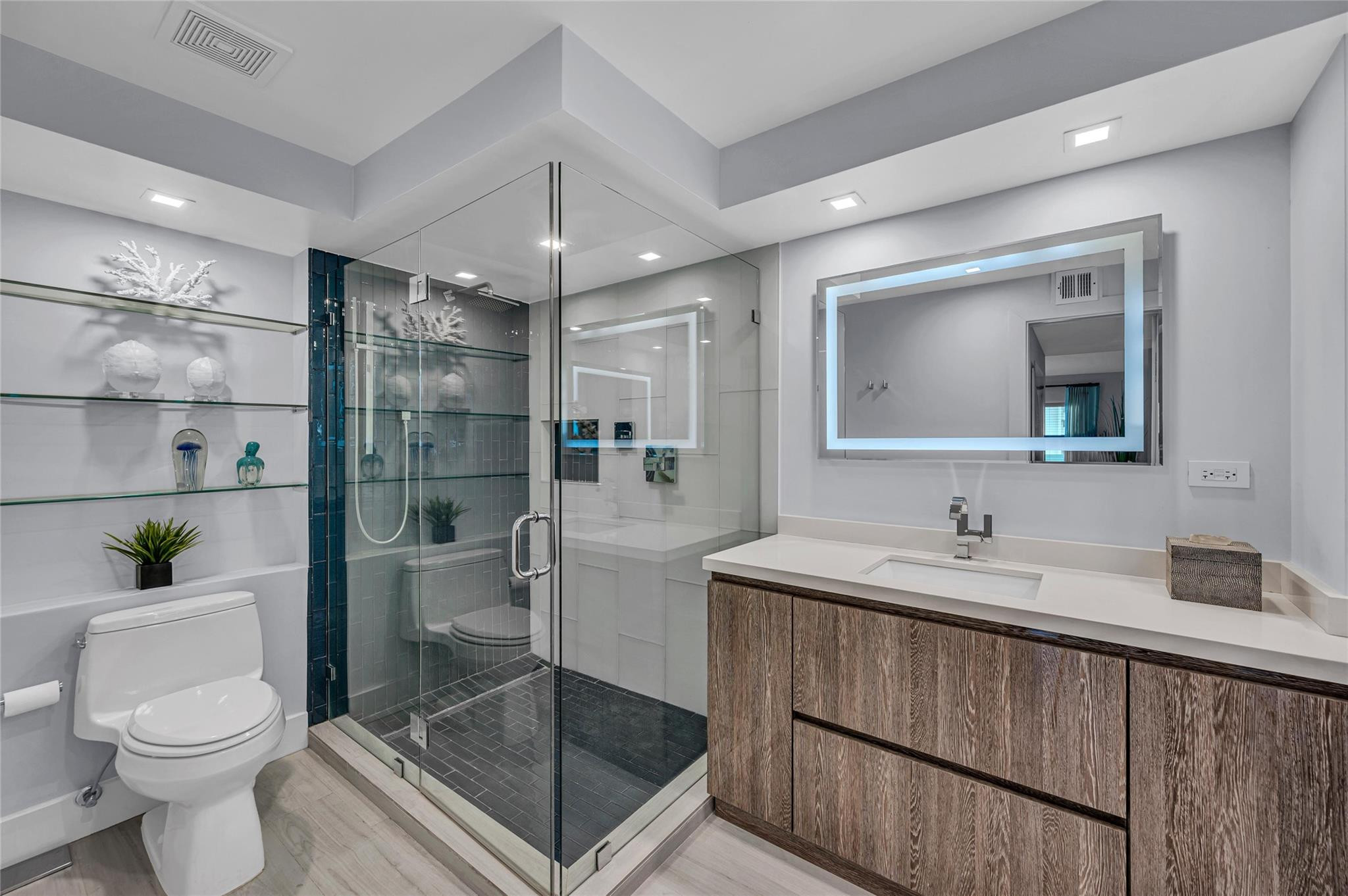 Shore Club - Residential