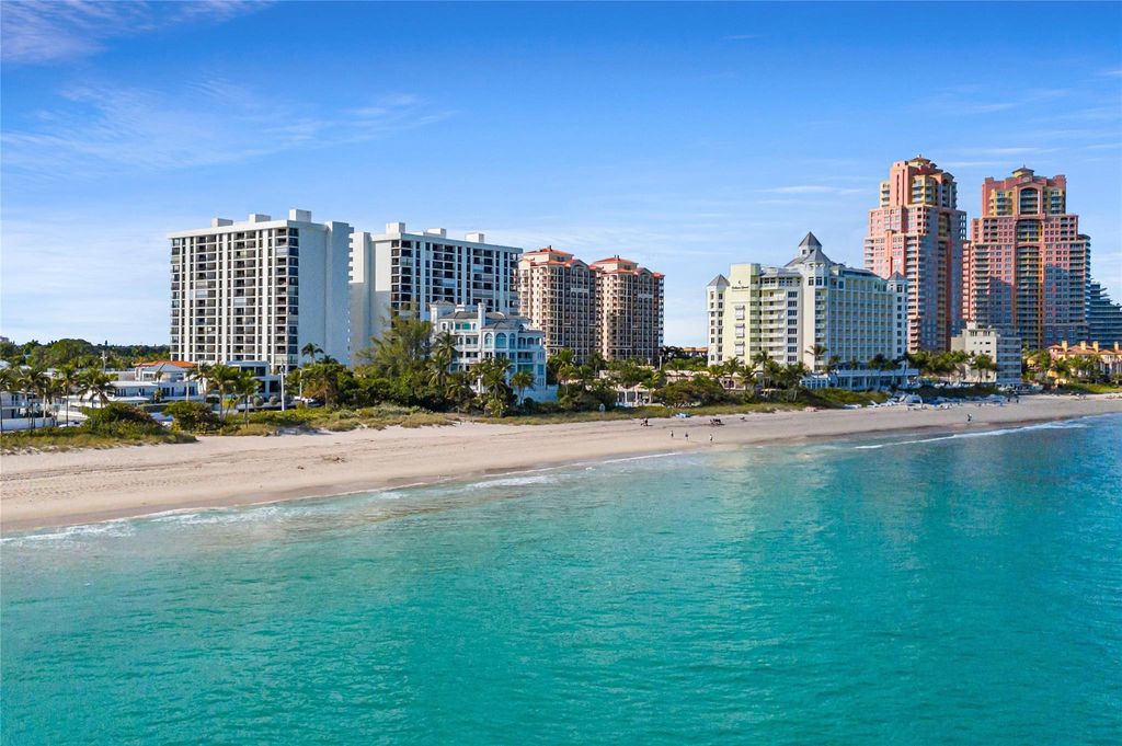 Photo of 1901 N Ocean Boulevard #9E, Fort Lauderdale, FL 33305 (MLS # F10550922)