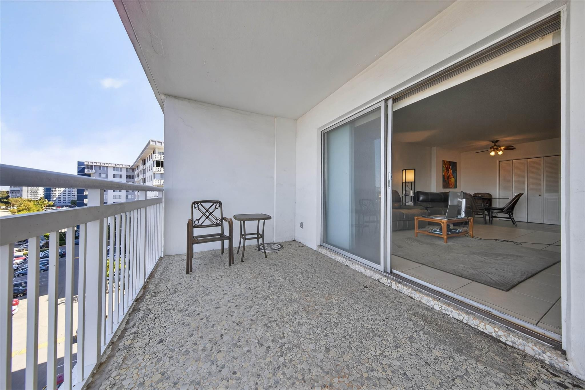 HILLCREST NO.21 - Residential