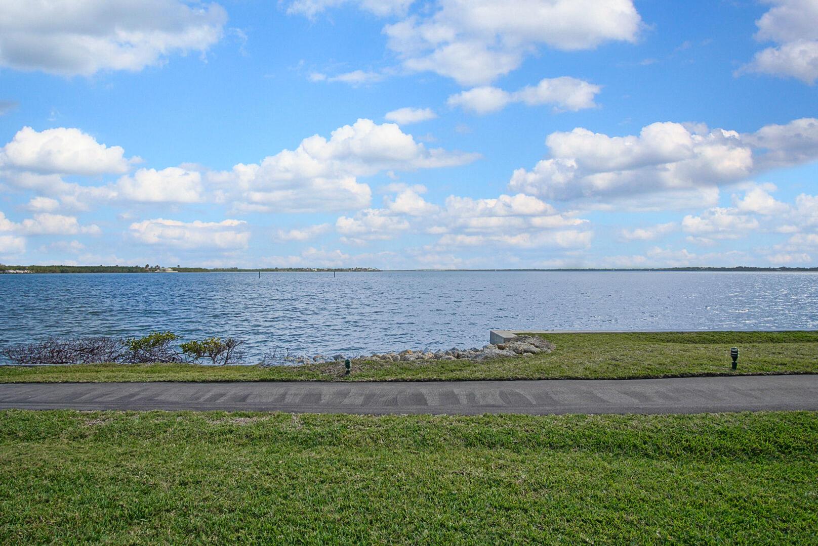 Fairwinds Cove - Residential