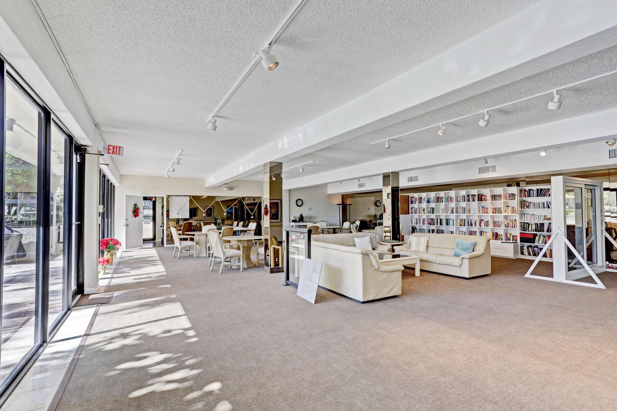 HALCYON OF PALM BEACH - Residential