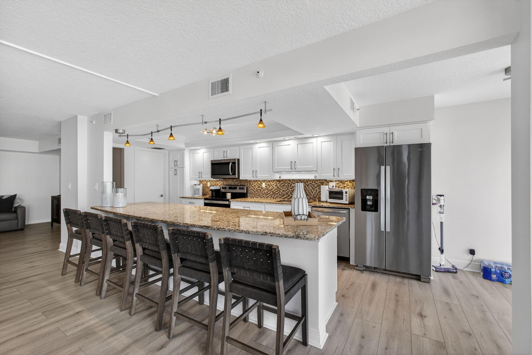 HALCYON OF PALM BEACH - Residential