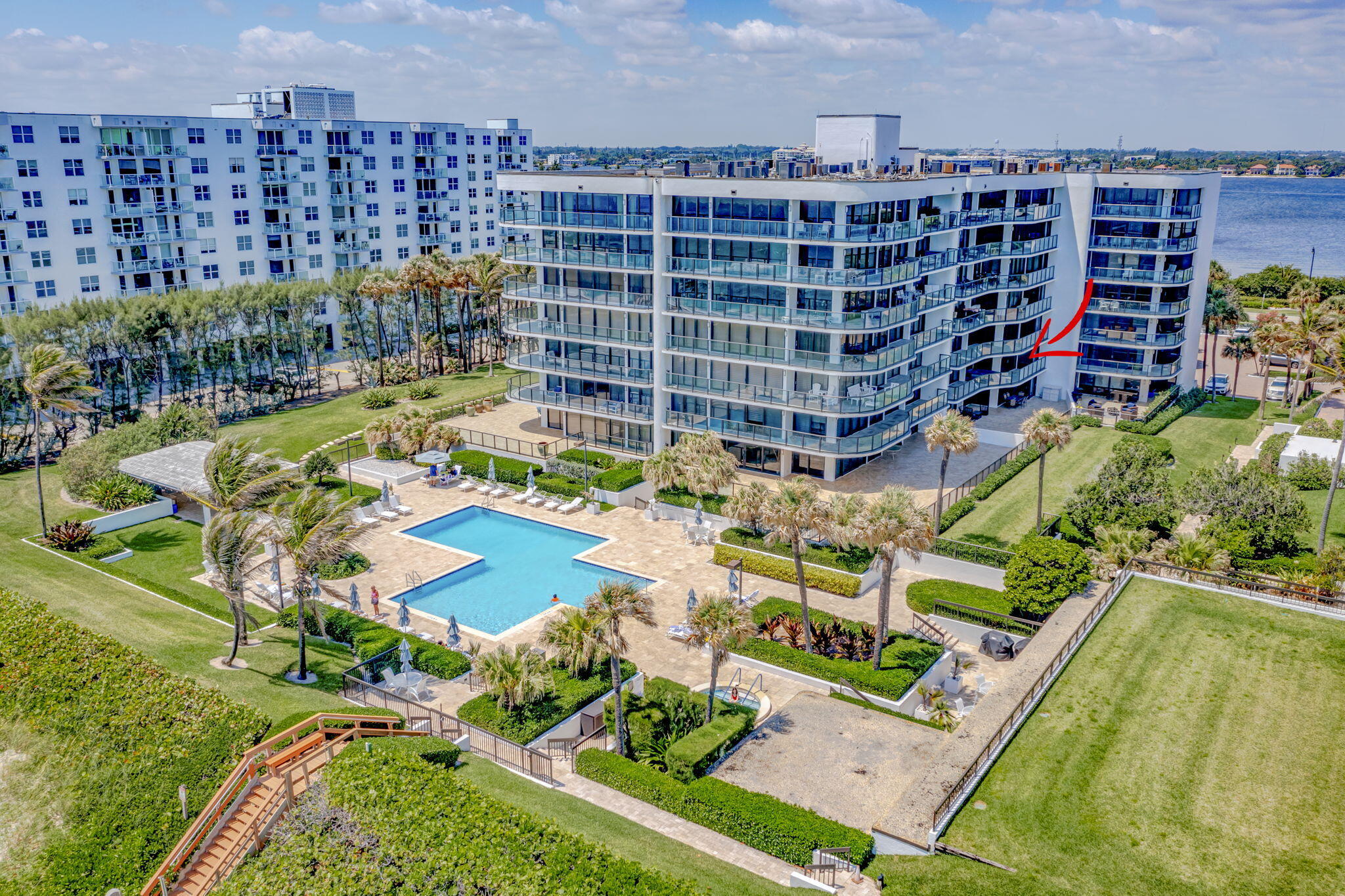 HALCYON OF PALM BEACH - Residential