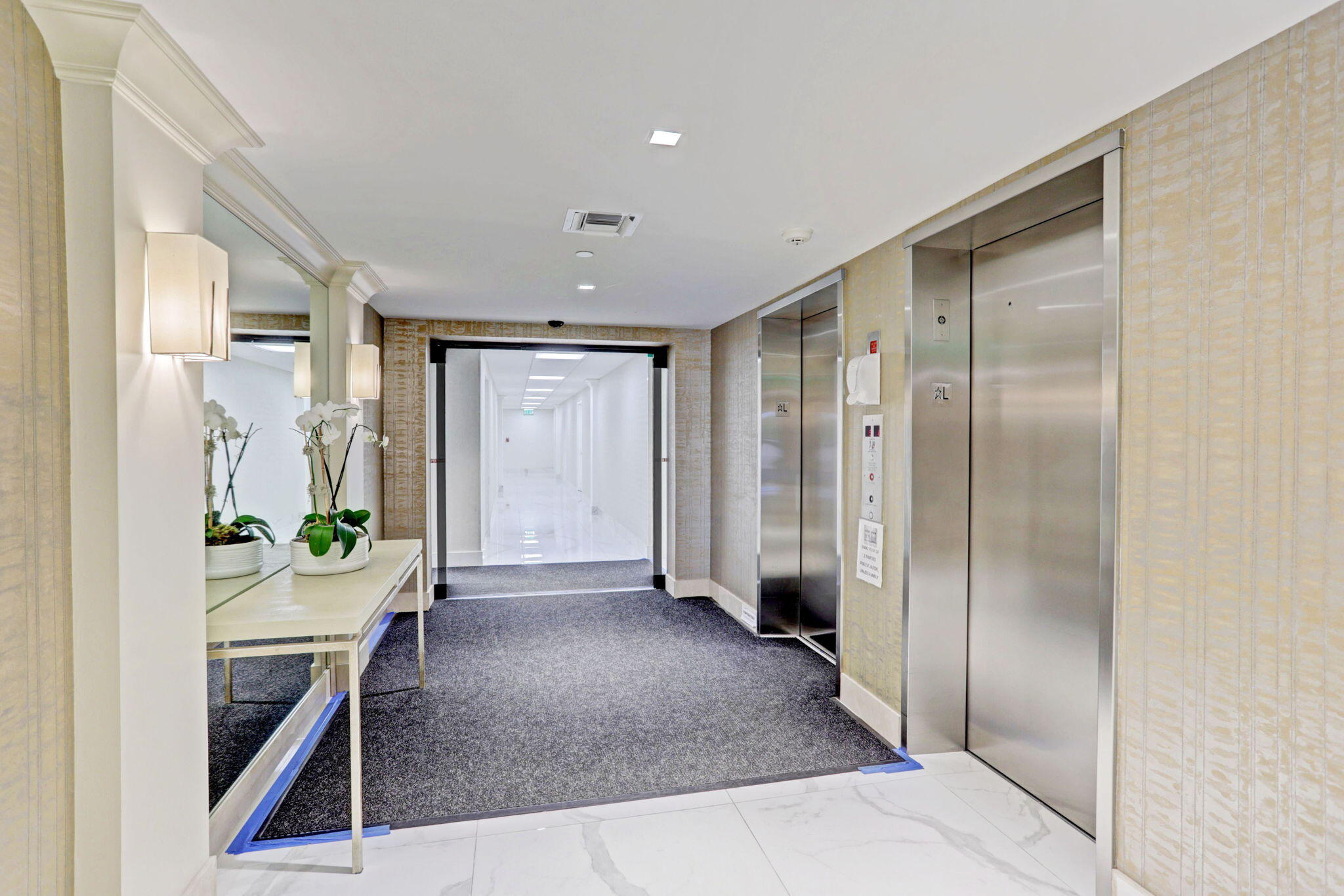 HALCYON OF PALM BEACH - Residential