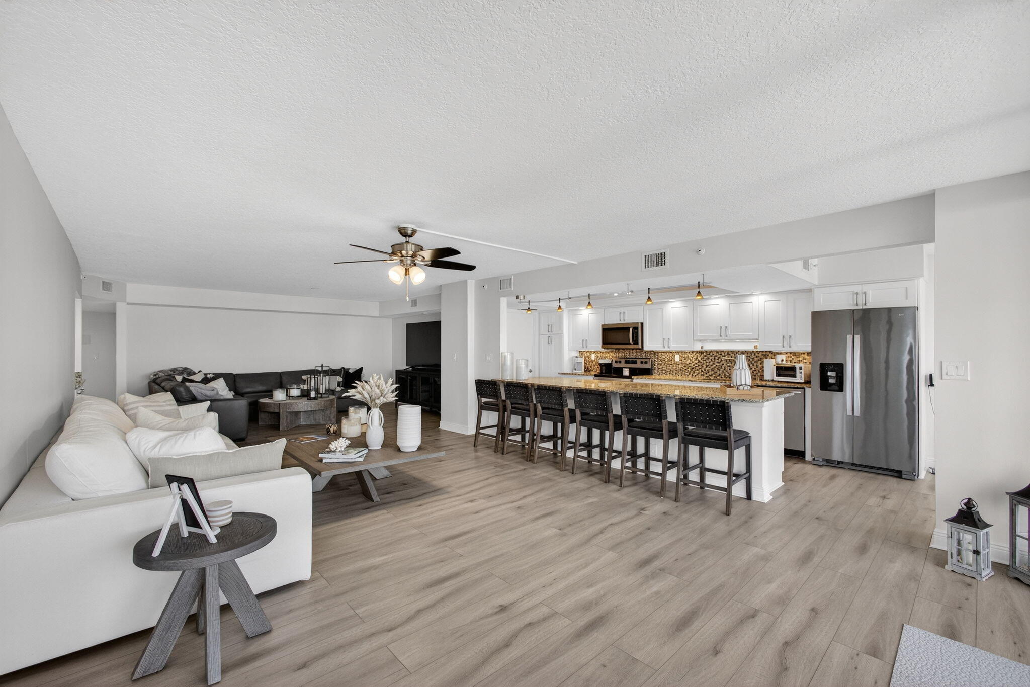 HALCYON OF PALM BEACH - Residential