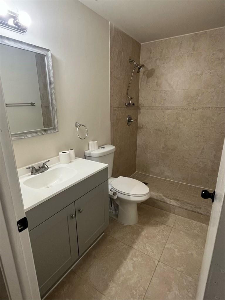 Royal Gardens - Residential