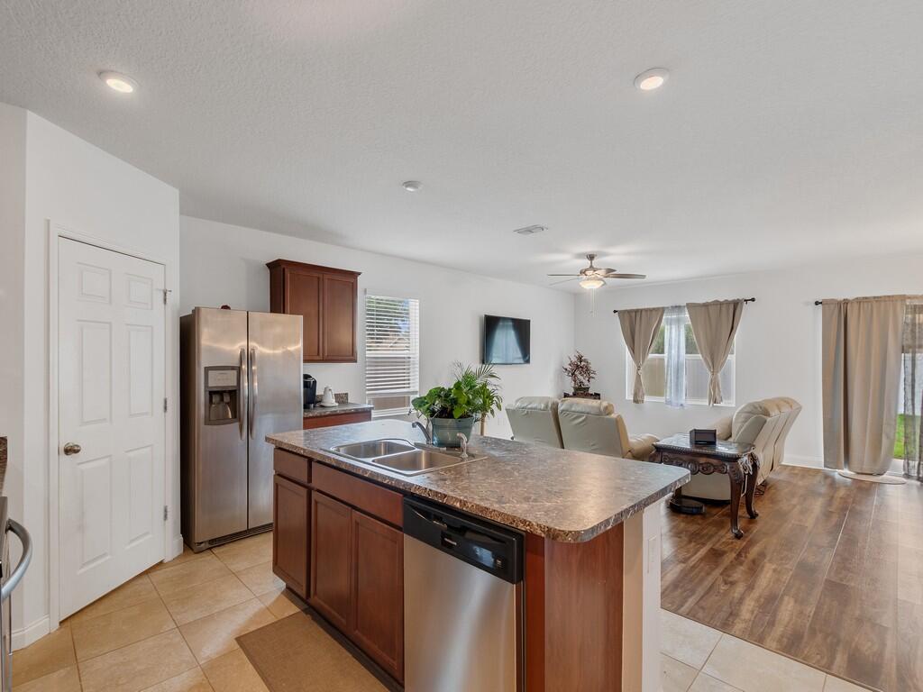 BRENTWOOD LAKES PUD PH IV - Residential