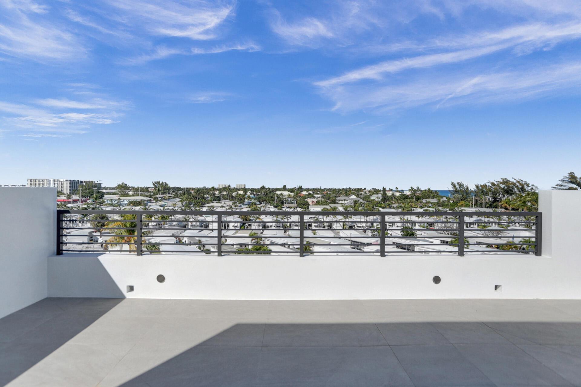 GULF STREAM VIEWS CONDO B - Residential