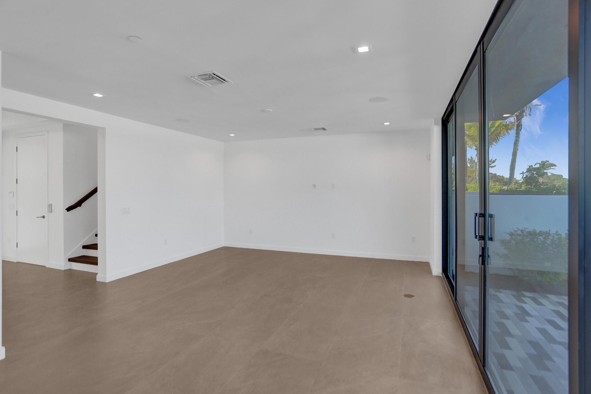 GULF STREAM VIEWS CONDO B - Residential