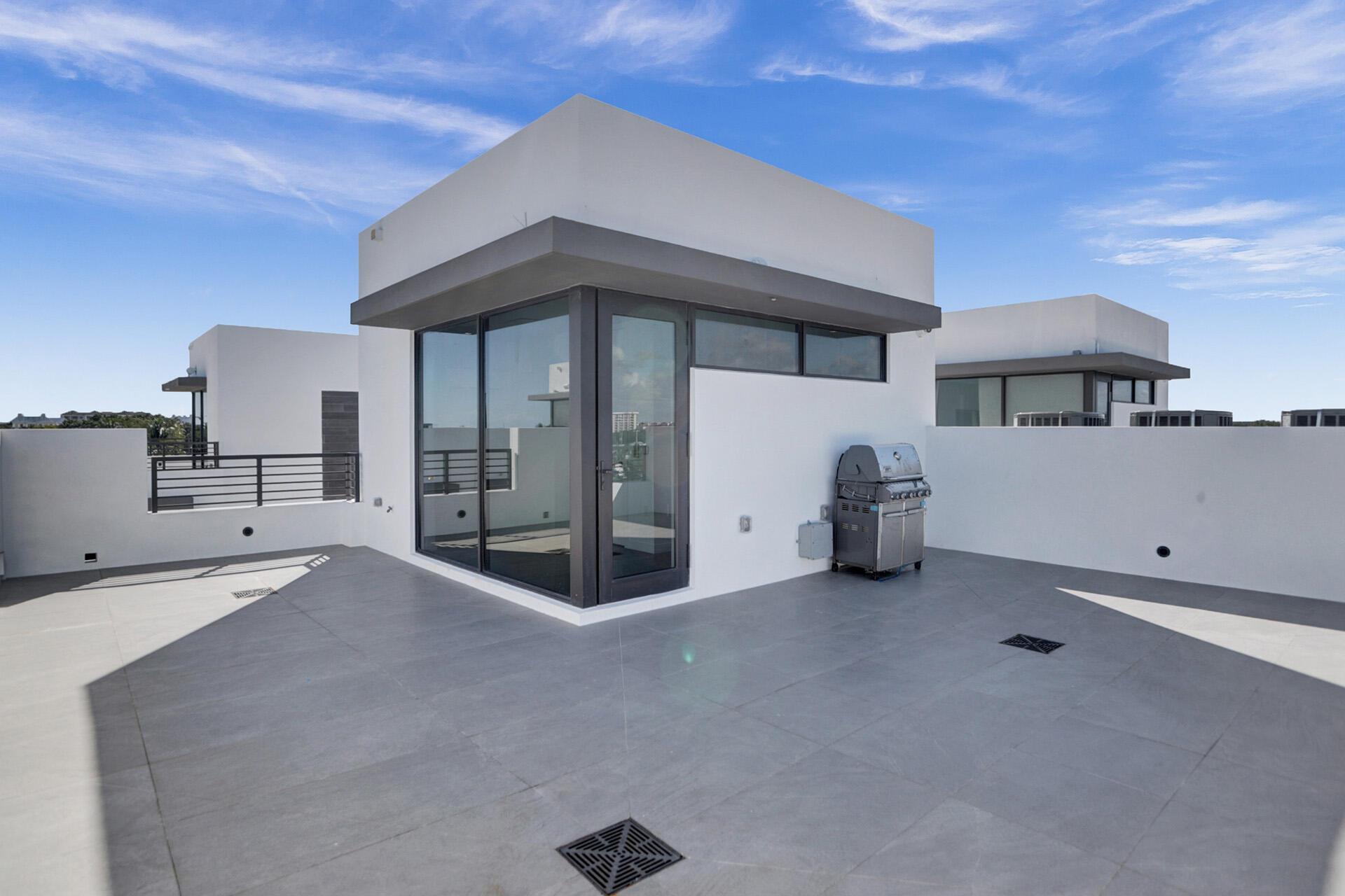 GULF STREAM VIEWS CONDO B - Residential