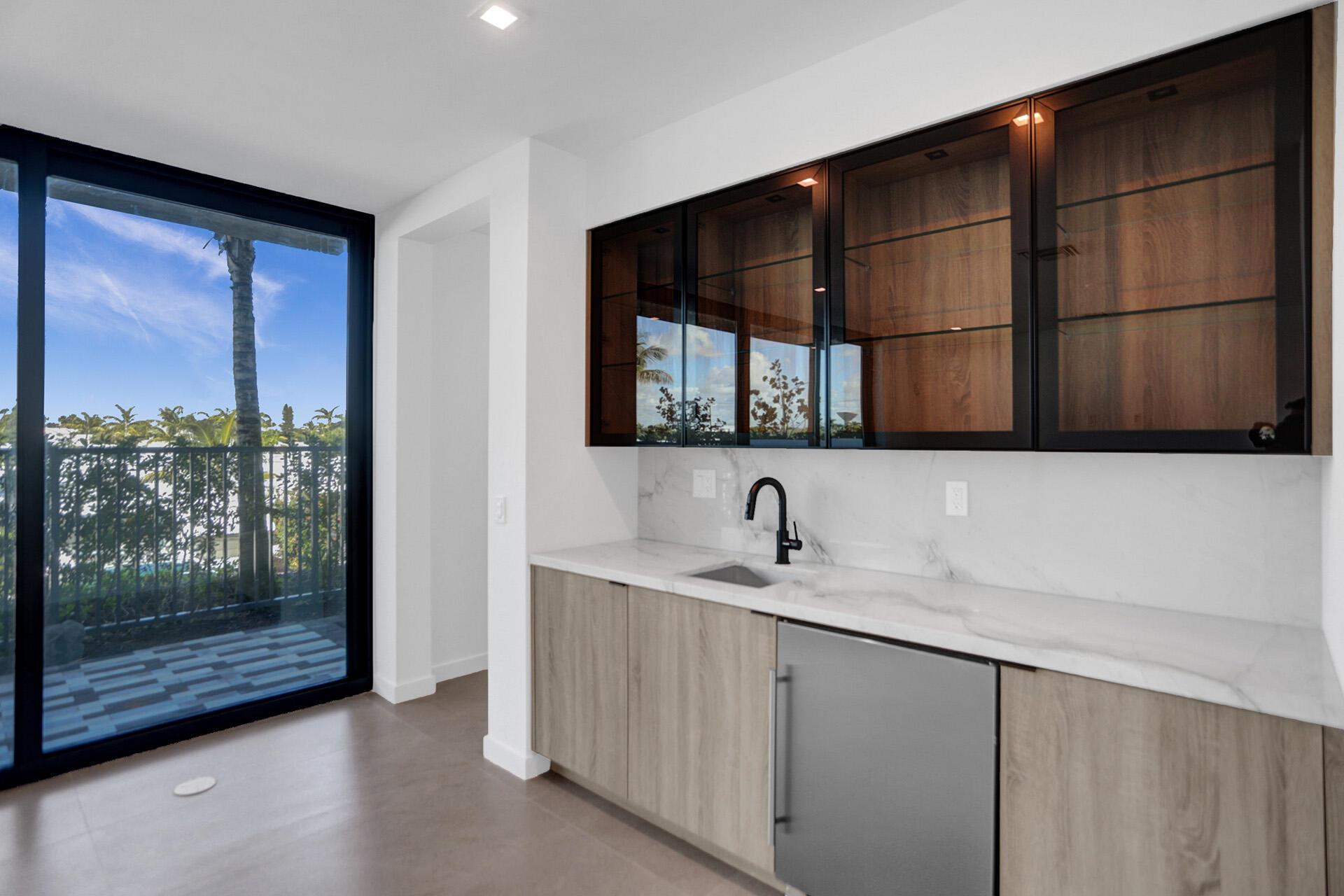 GULF STREAM VIEWS CONDO B - Residential