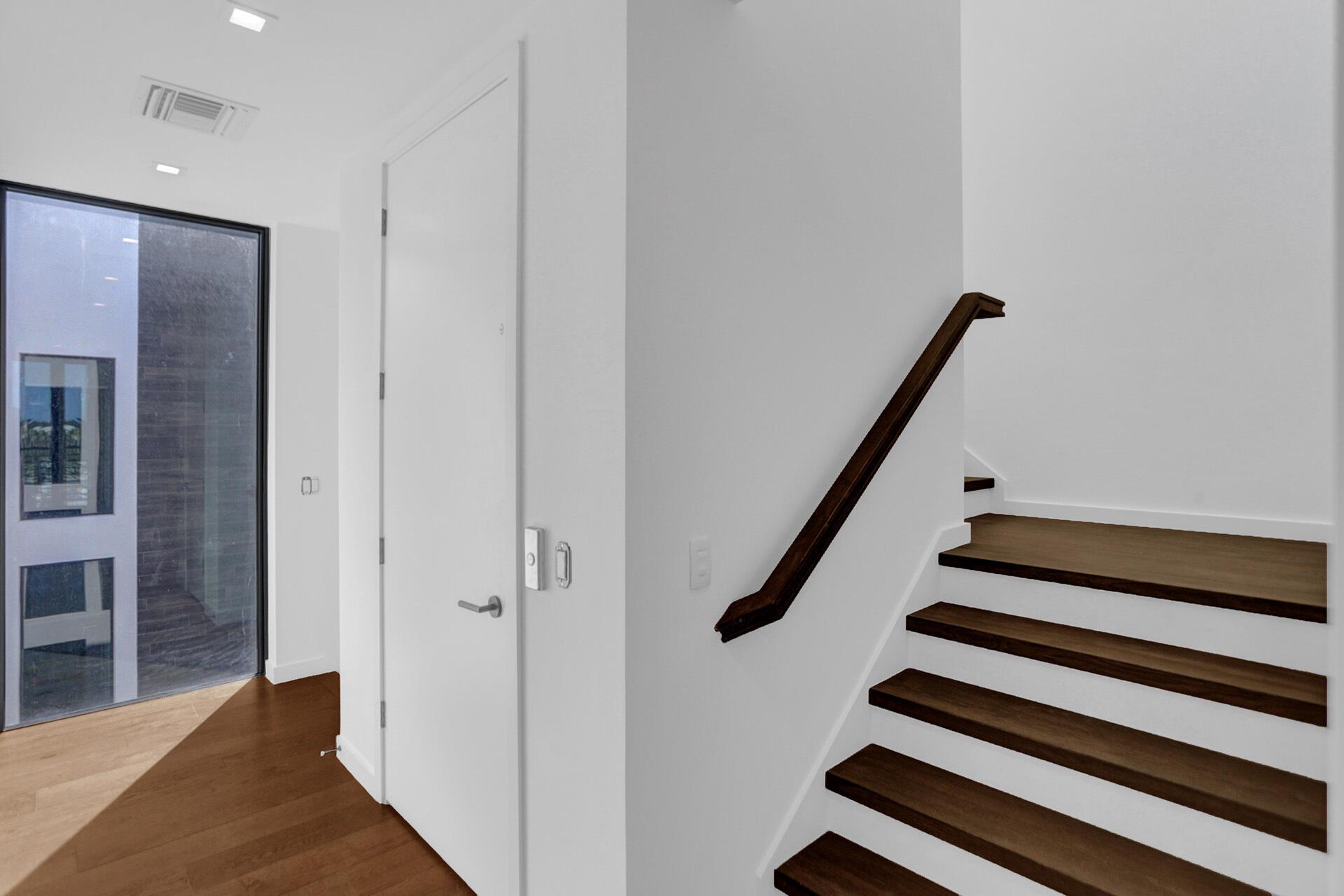 GULF STREAM VIEWS CONDO B - Residential