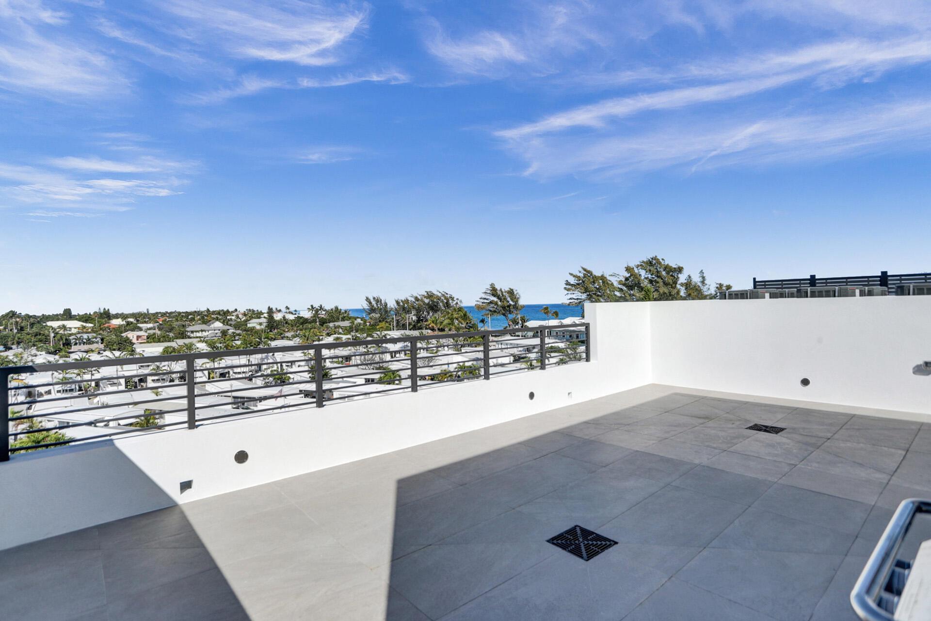 GULF STREAM VIEWS CONDO B - Residential