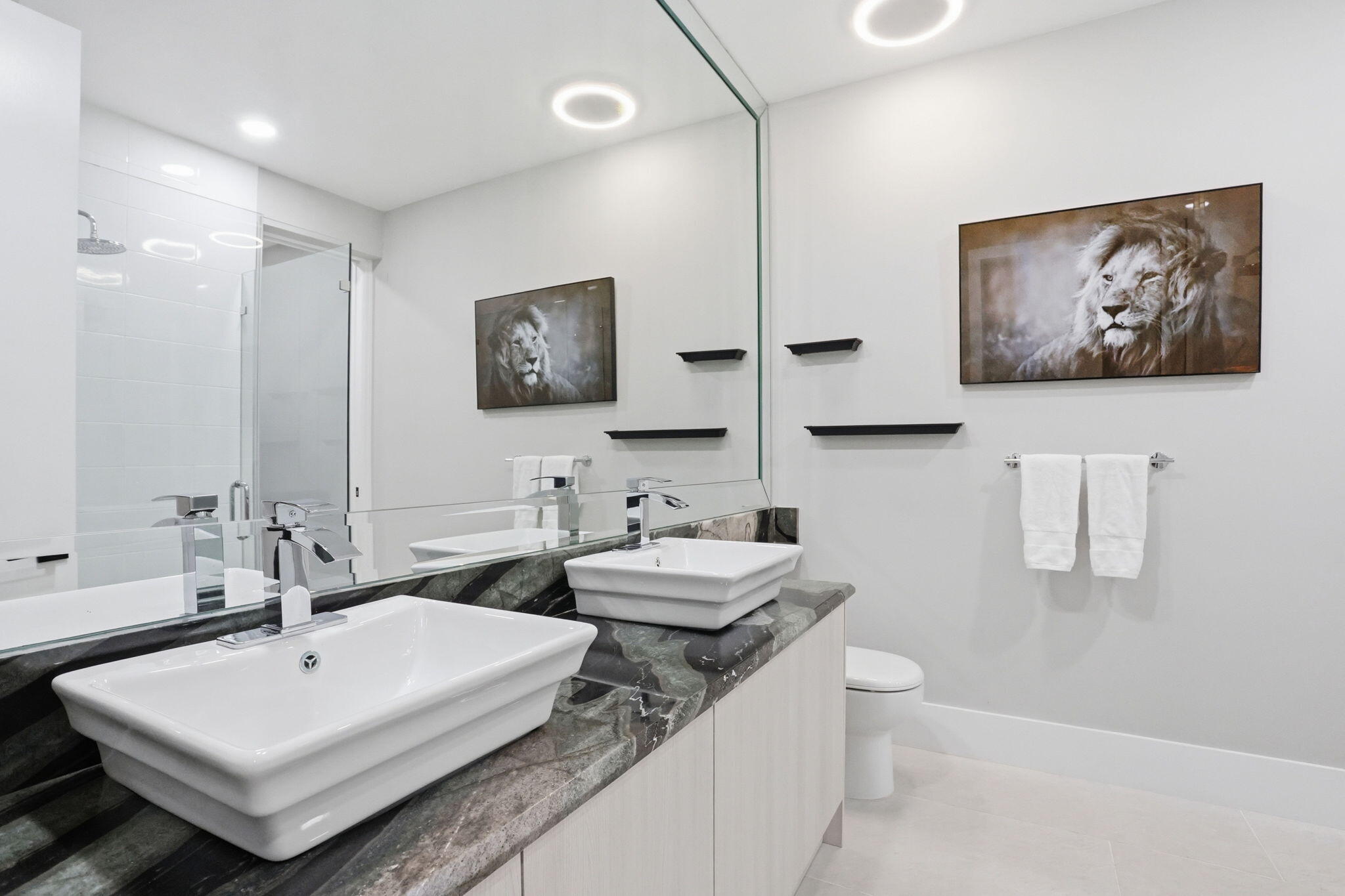 BROOKSIDE 3 - Residential Lease