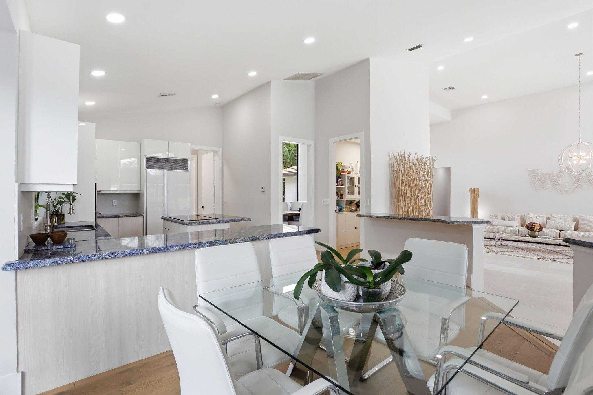 BROOKSIDE 3 - Residential Lease