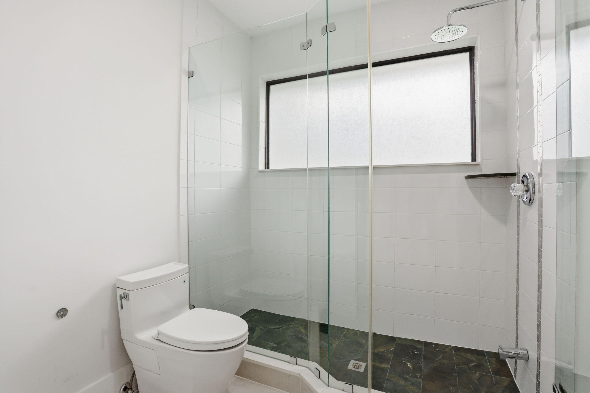 BROOKSIDE 3 - Residential Lease