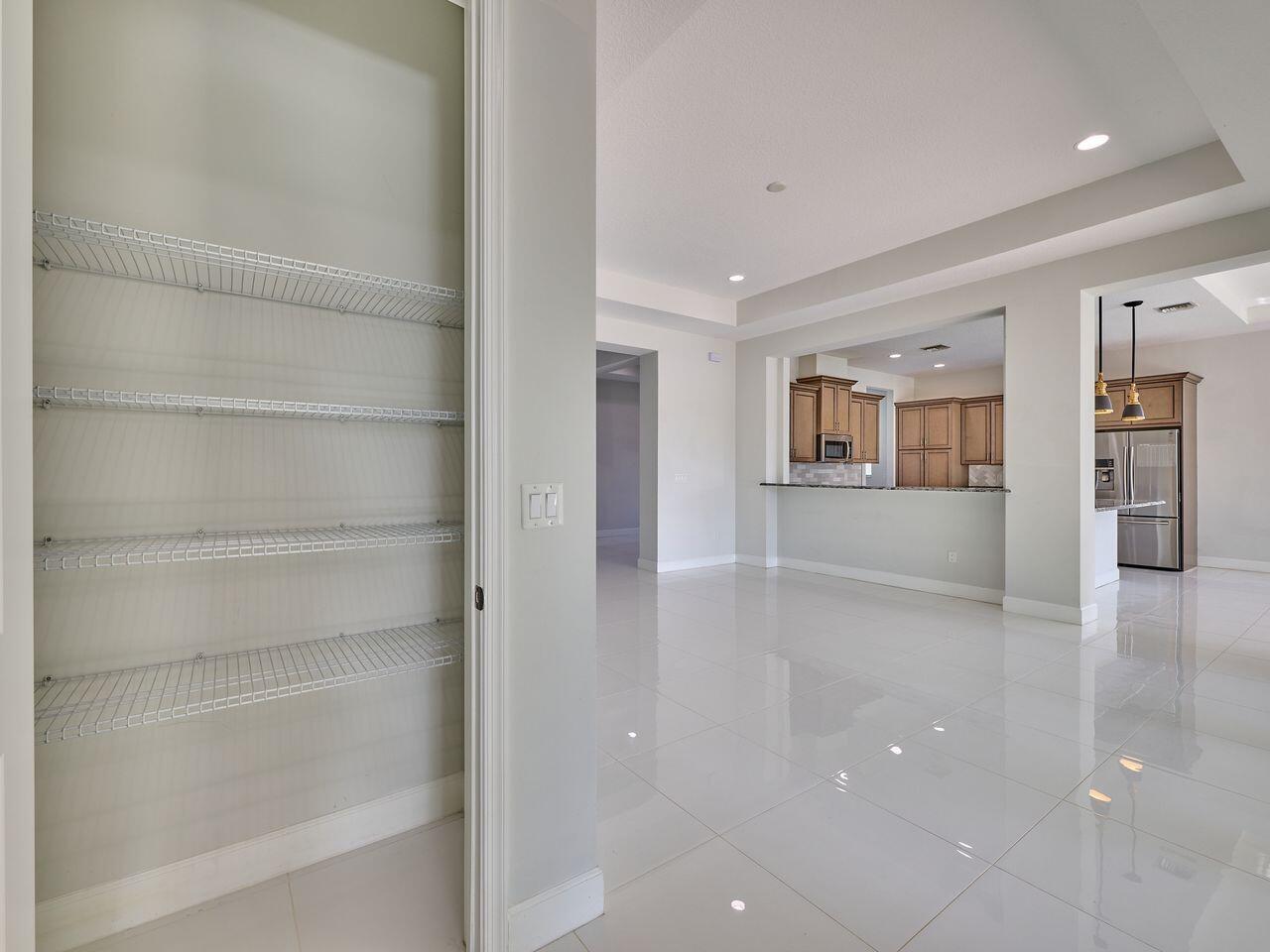 HAMMOCKS OF WESTLAKE - Residential