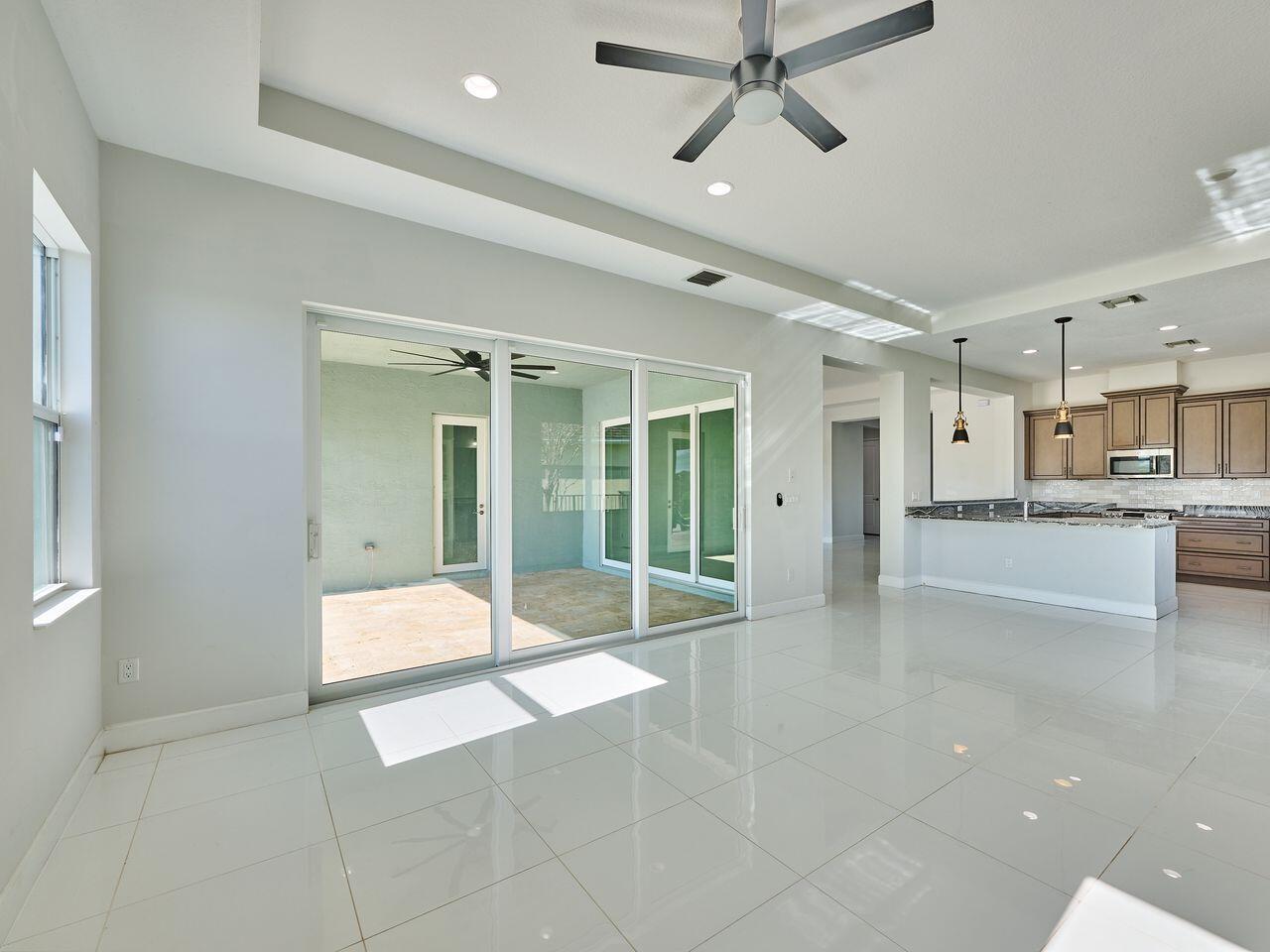 HAMMOCKS OF WESTLAKE - Residential