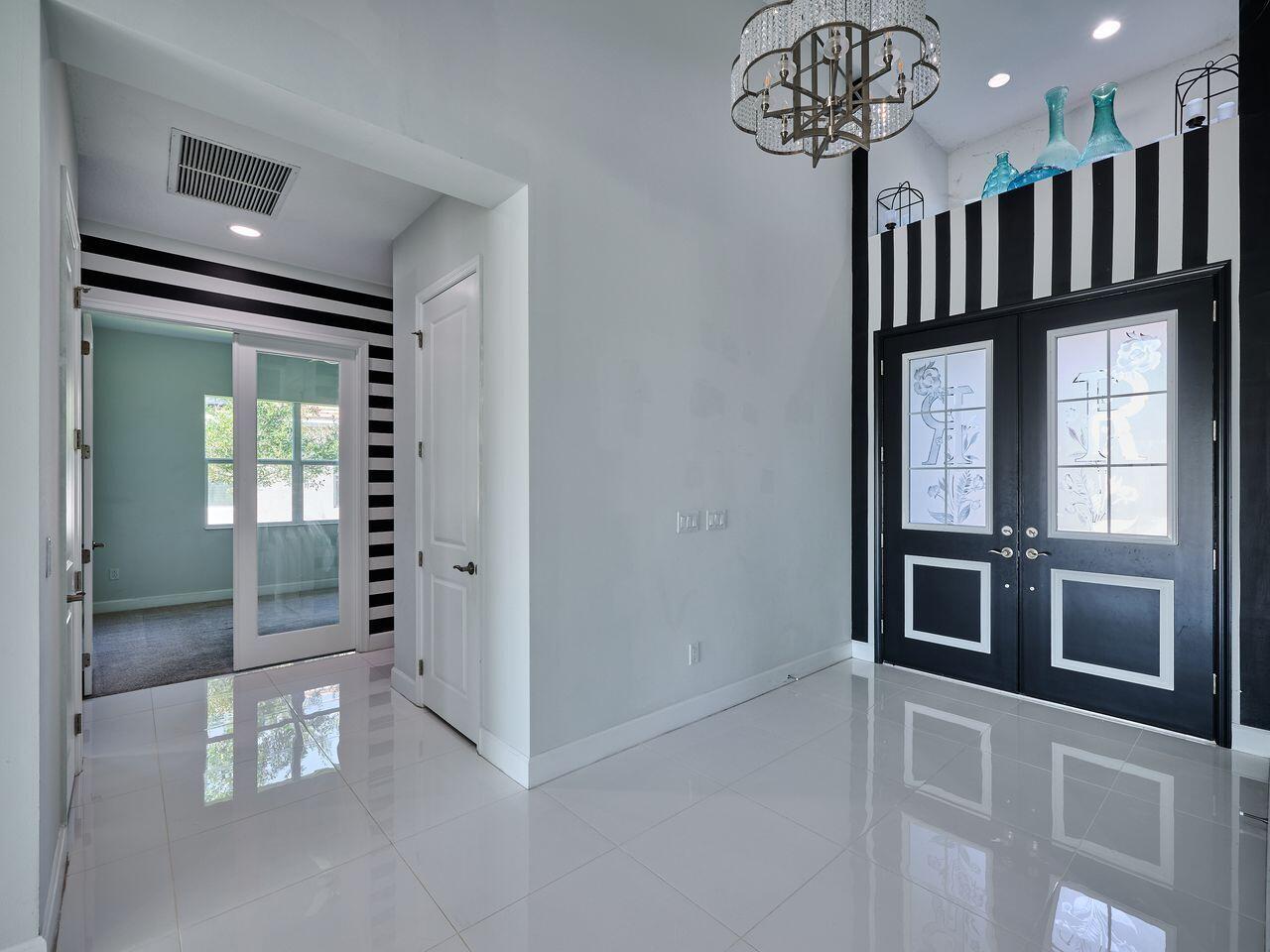 HAMMOCKS OF WESTLAKE - Residential