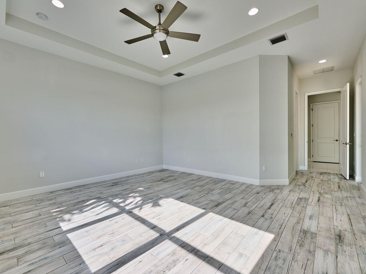 HAMMOCKS OF WESTLAKE - Residential