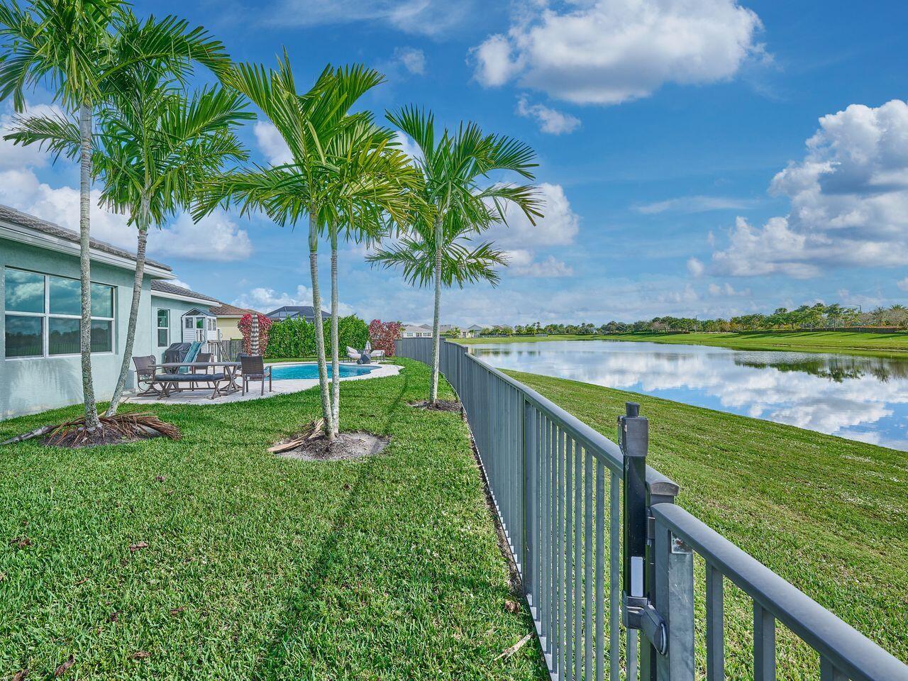 HAMMOCKS OF WESTLAKE - Residential