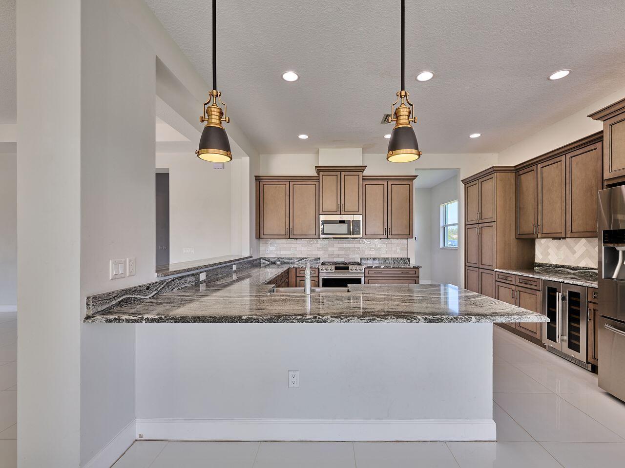 HAMMOCKS OF WESTLAKE - Residential