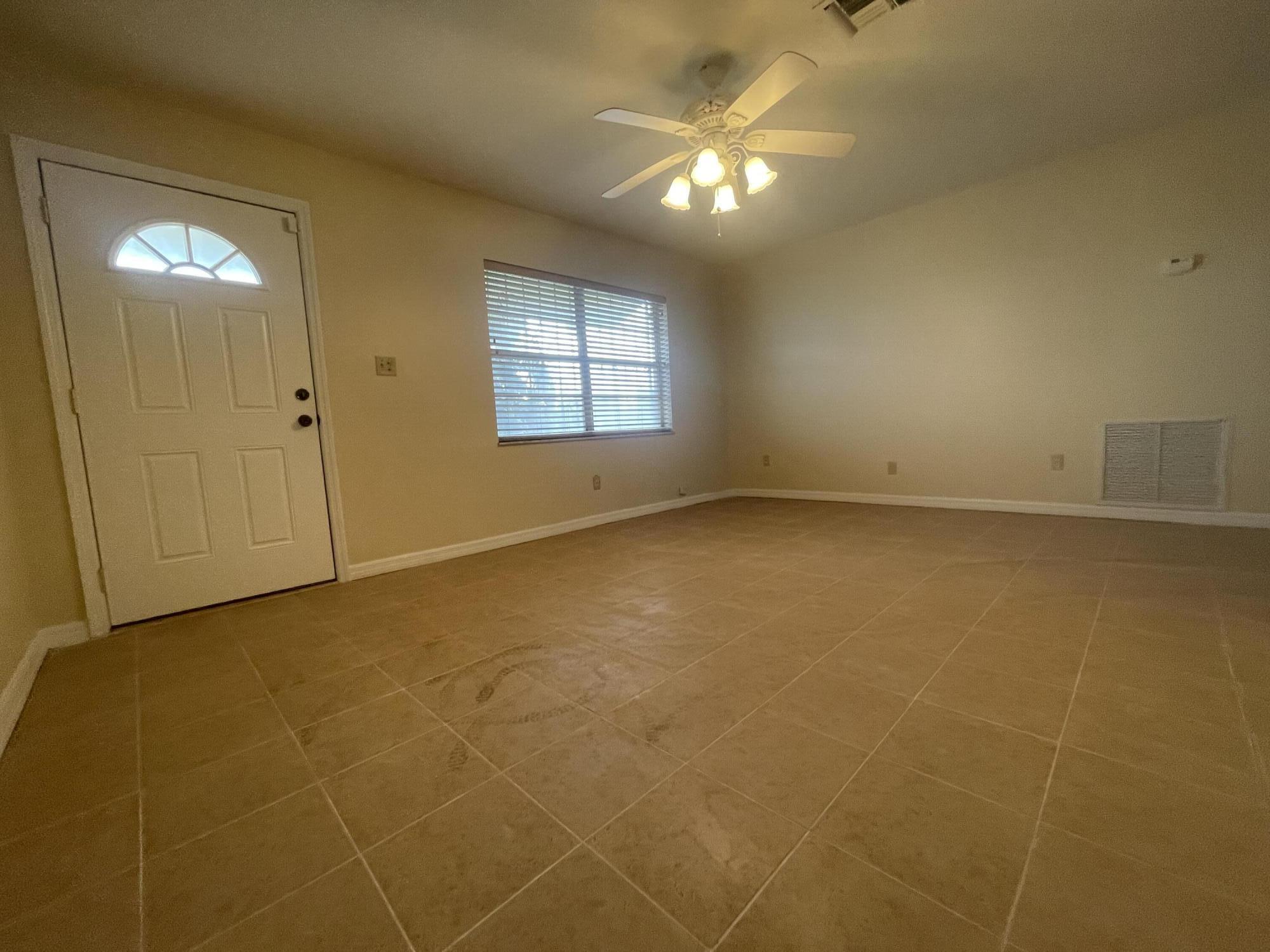 SUNRISE PARK - Residential Lease