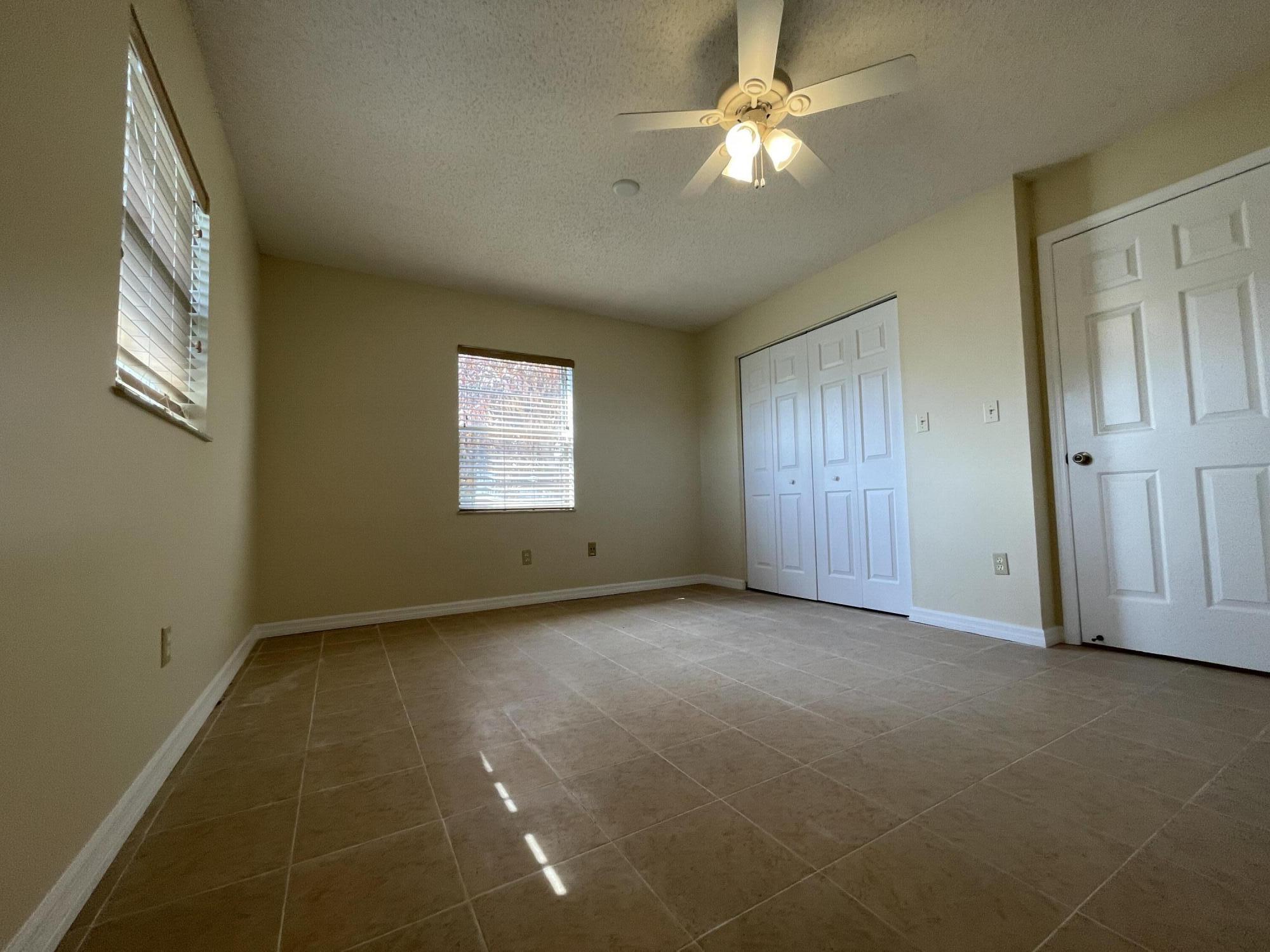 SUNRISE PARK - Residential Lease