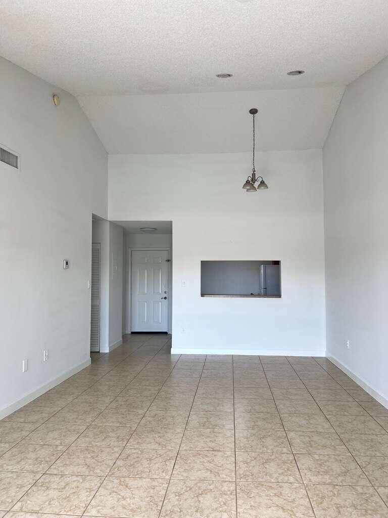 FAIRWAY GREENS CONDO HOMES - Residential Lease