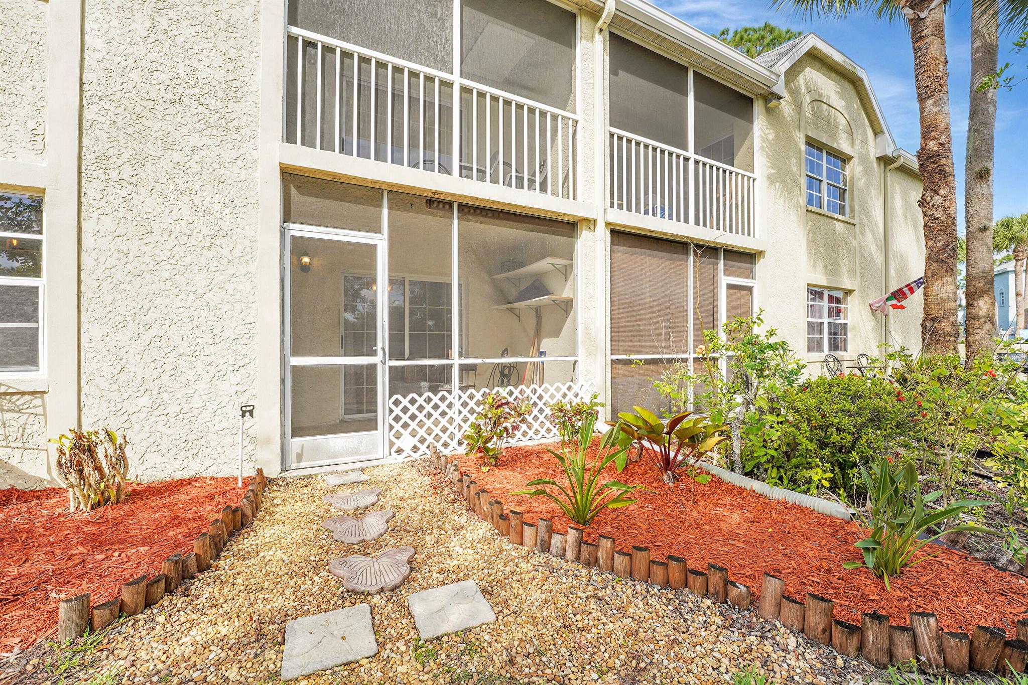 1602 SE Green Acres Circle Apt U101