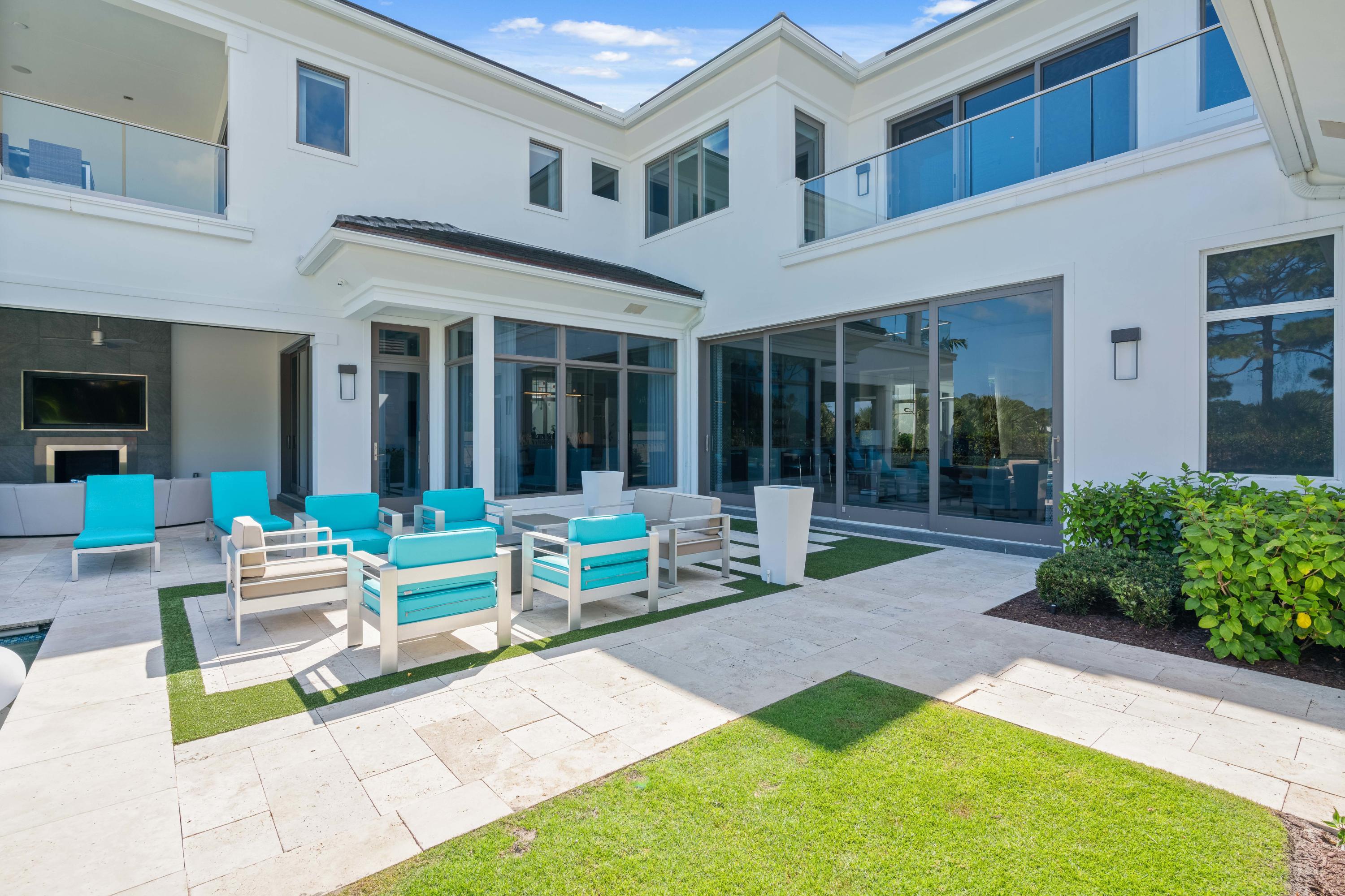 OLD PALM PL 4 - Residential