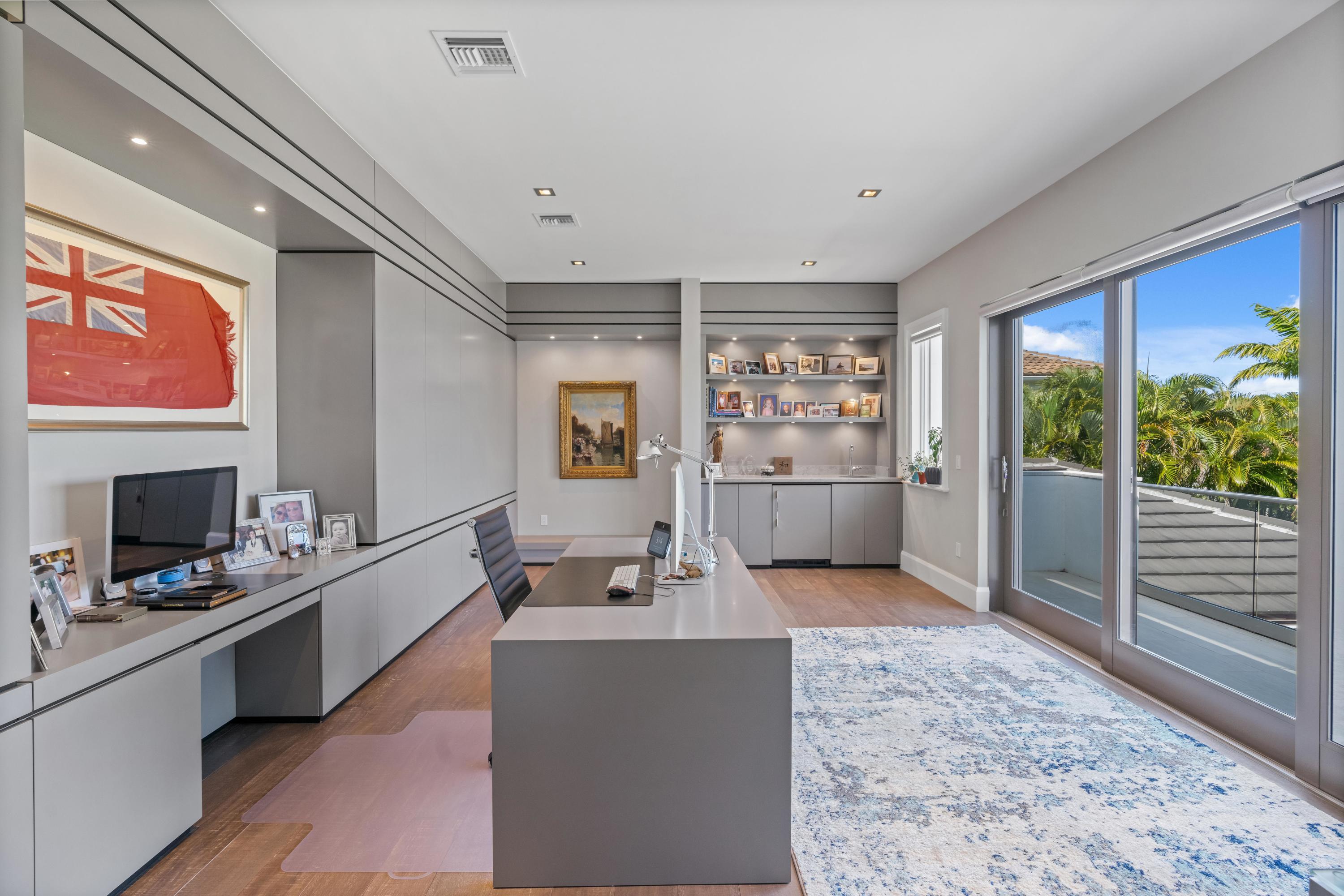 OLD PALM PL 4 - Residential