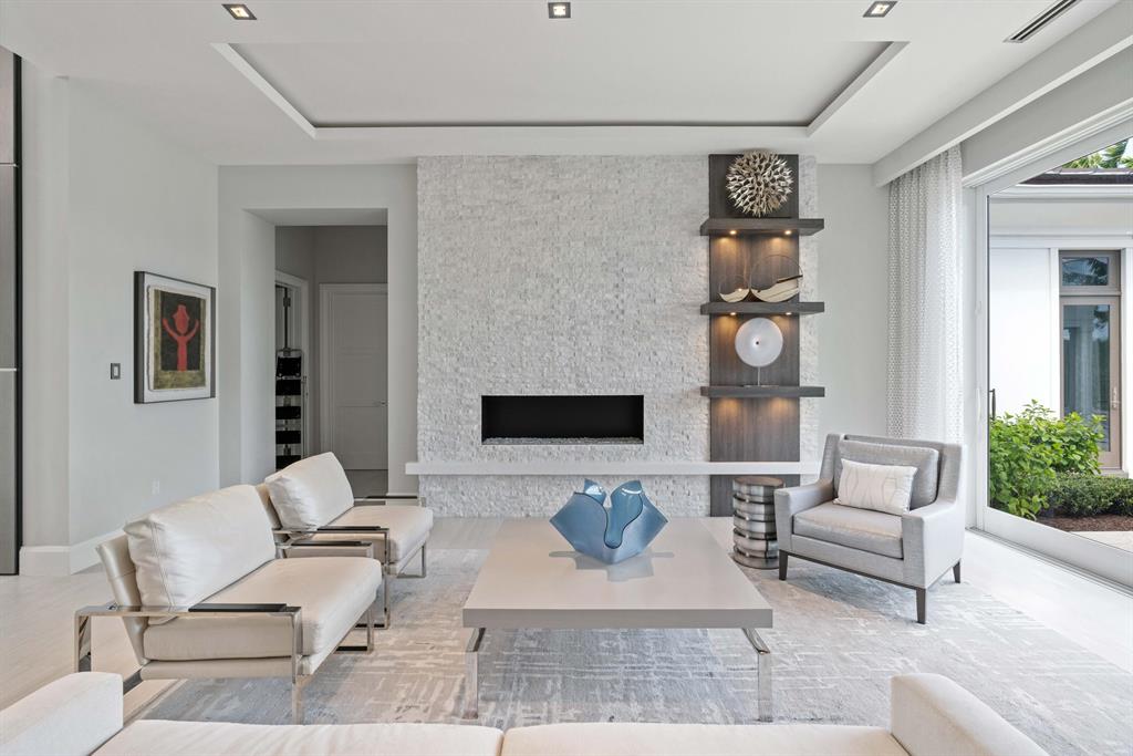 OLD PALM PL 4 - Residential