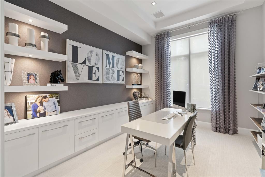 OLD PALM PL 4 - Residential