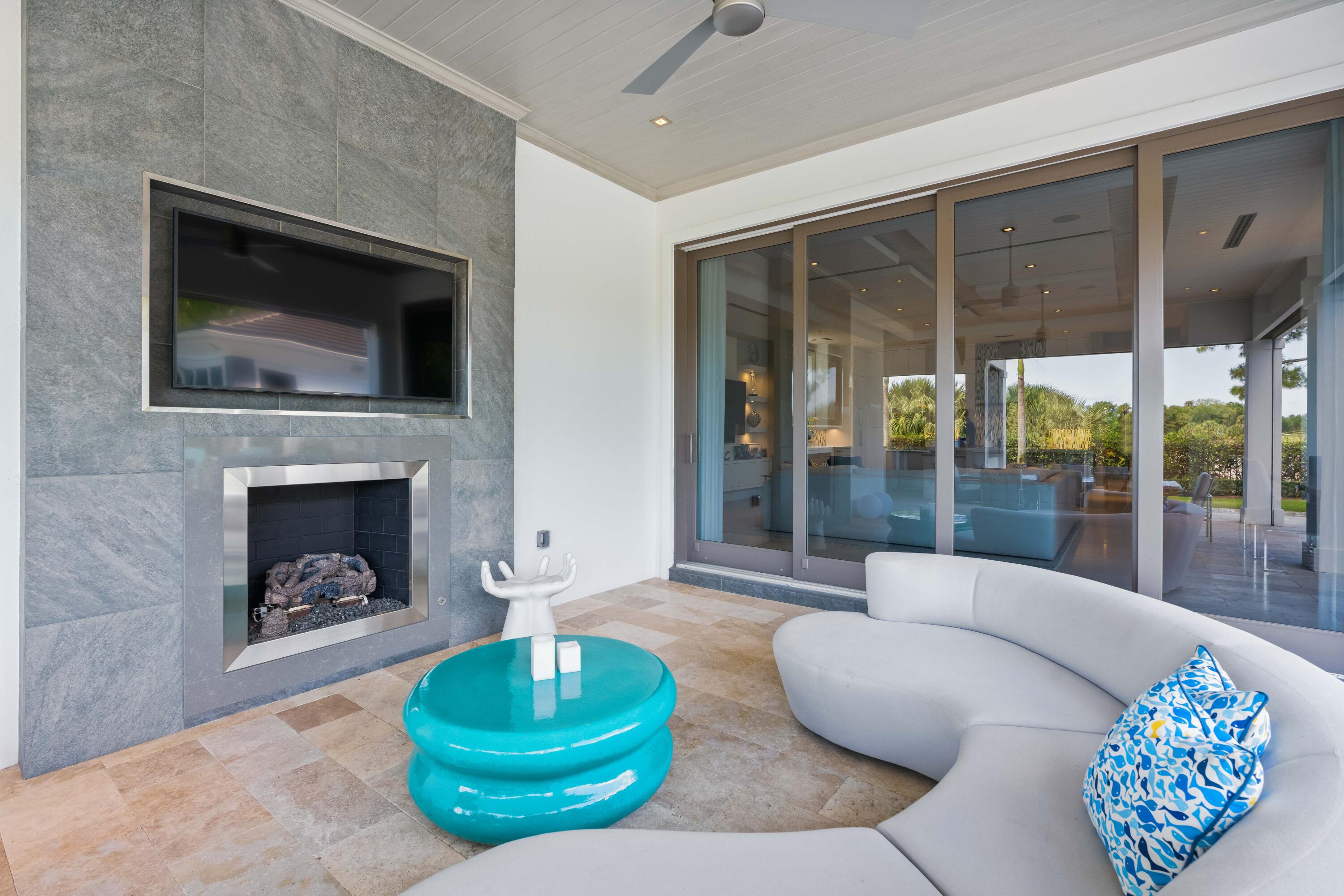 OLD PALM PL 4 - Residential