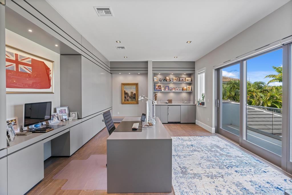 OLD PALM PL 4 - Residential