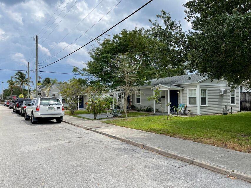 LAKE WORTH TOWN OF - Residential Income