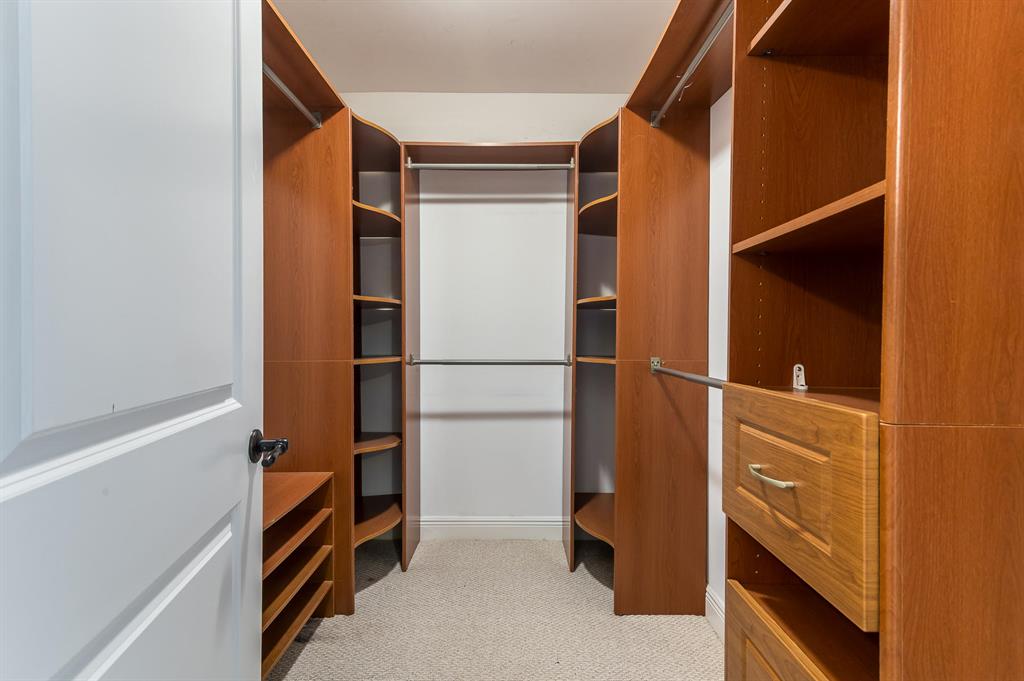 MIZNER COURT - Residential