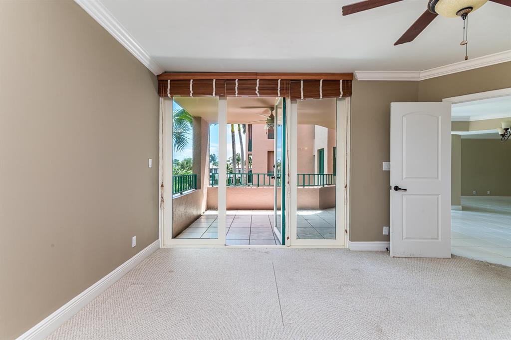 MIZNER COURT - Residential
