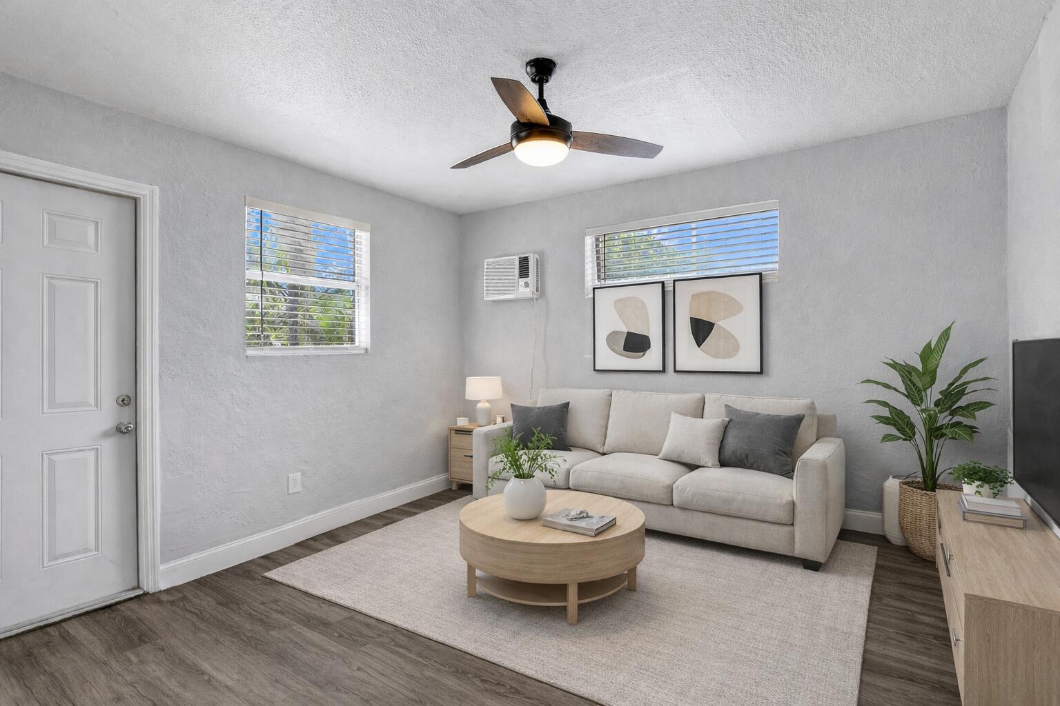 COLLIER CITY - Residential Income