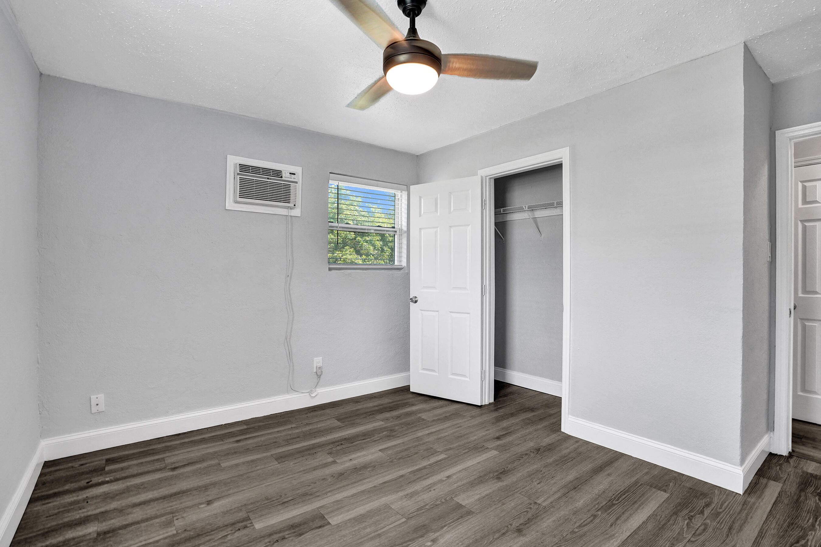 COLLIER CITY - Residential Income