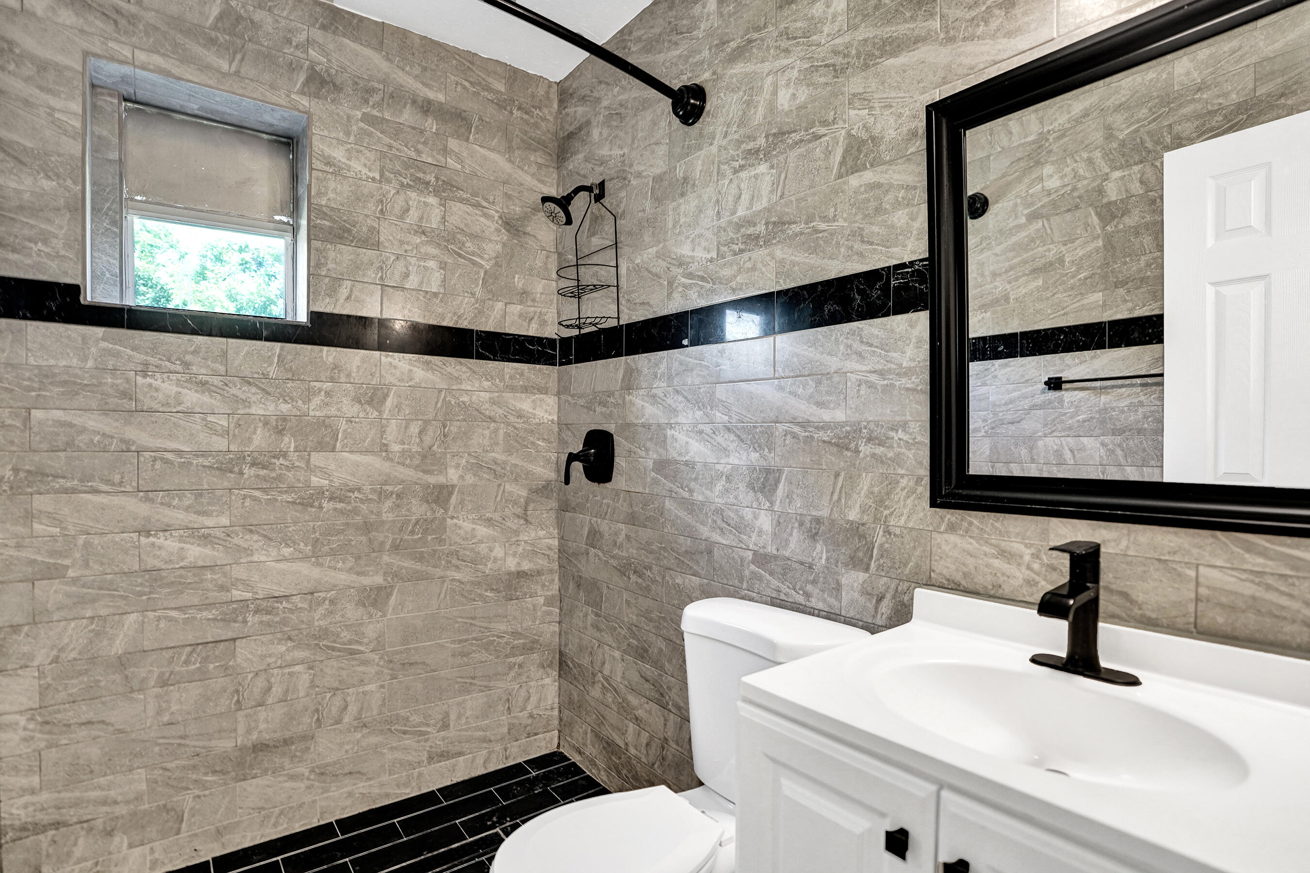 COLLIER CITY - Residential Income