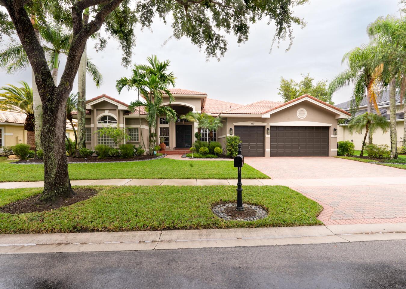 Welcome to this beautiful 5 bedroom, 3 full bath single story home situated on an oversized lakefront lot.The backyard has a stunning updated pool and deck with ample space for entertaining. Gourmet kitchen with wood cabinetry, granite countertops, prep island, larger island for entertaining/eating and stainless steel appliances that overlooks the family room and backyard. Neutral tones throughout the house, updated flooring, custom window treatments, crown moldings, and central vacuuming, The community is located across the street from top rated elementary and middle schools. A must see!!
